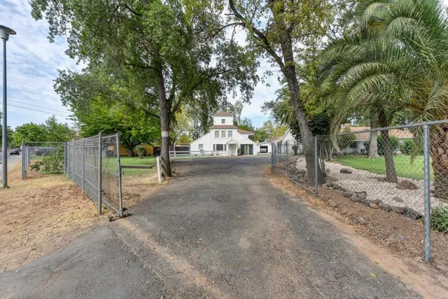 $1,370,000 | 1655 Los Robles Boulevard, Sacramento, CA 95838