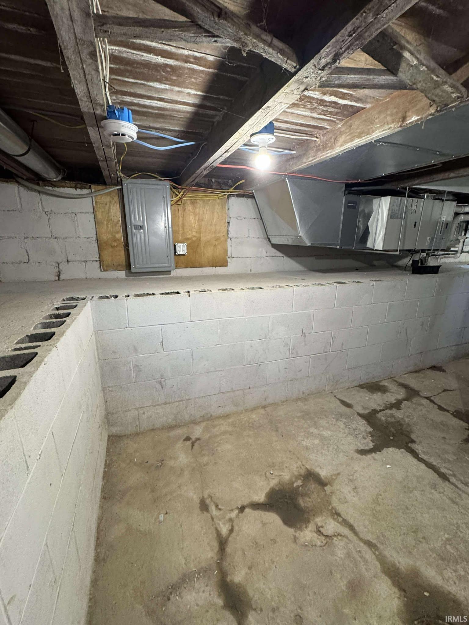 2564 South Lima Road Kendallville, IN 46755 - Photo 16 of 27