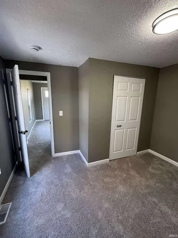 $189,500 | 2564 South Lima Road, Kendallville, IN 46755