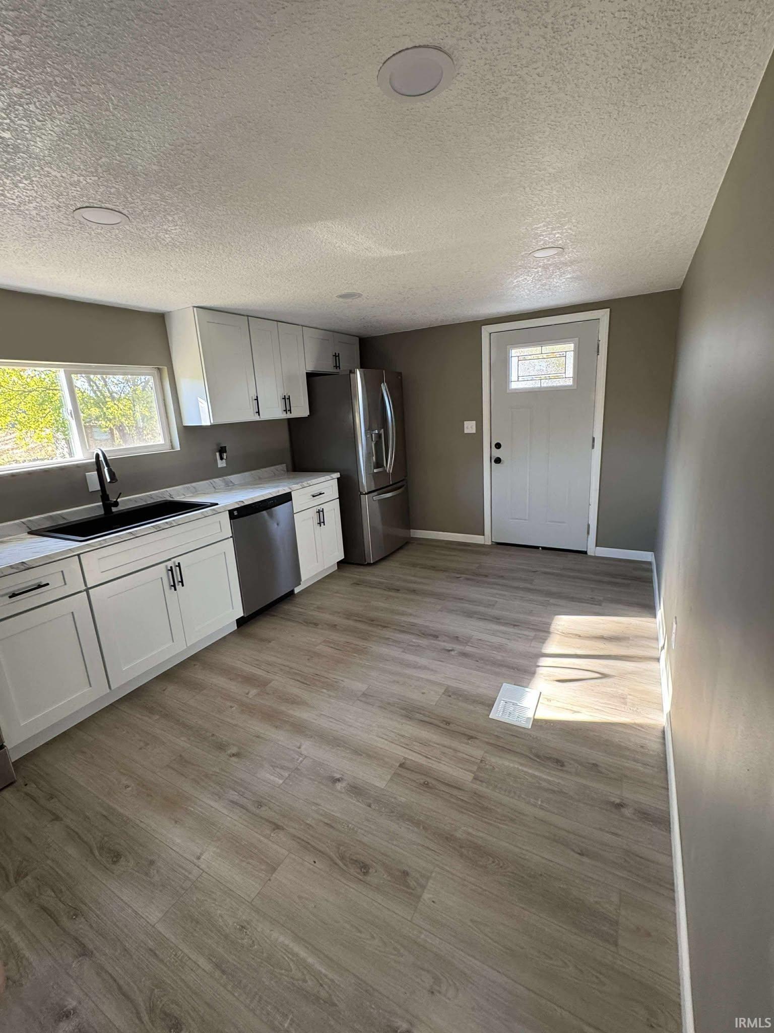 2564 South Lima Road Kendallville, IN 46755 - Photo 25 of 27