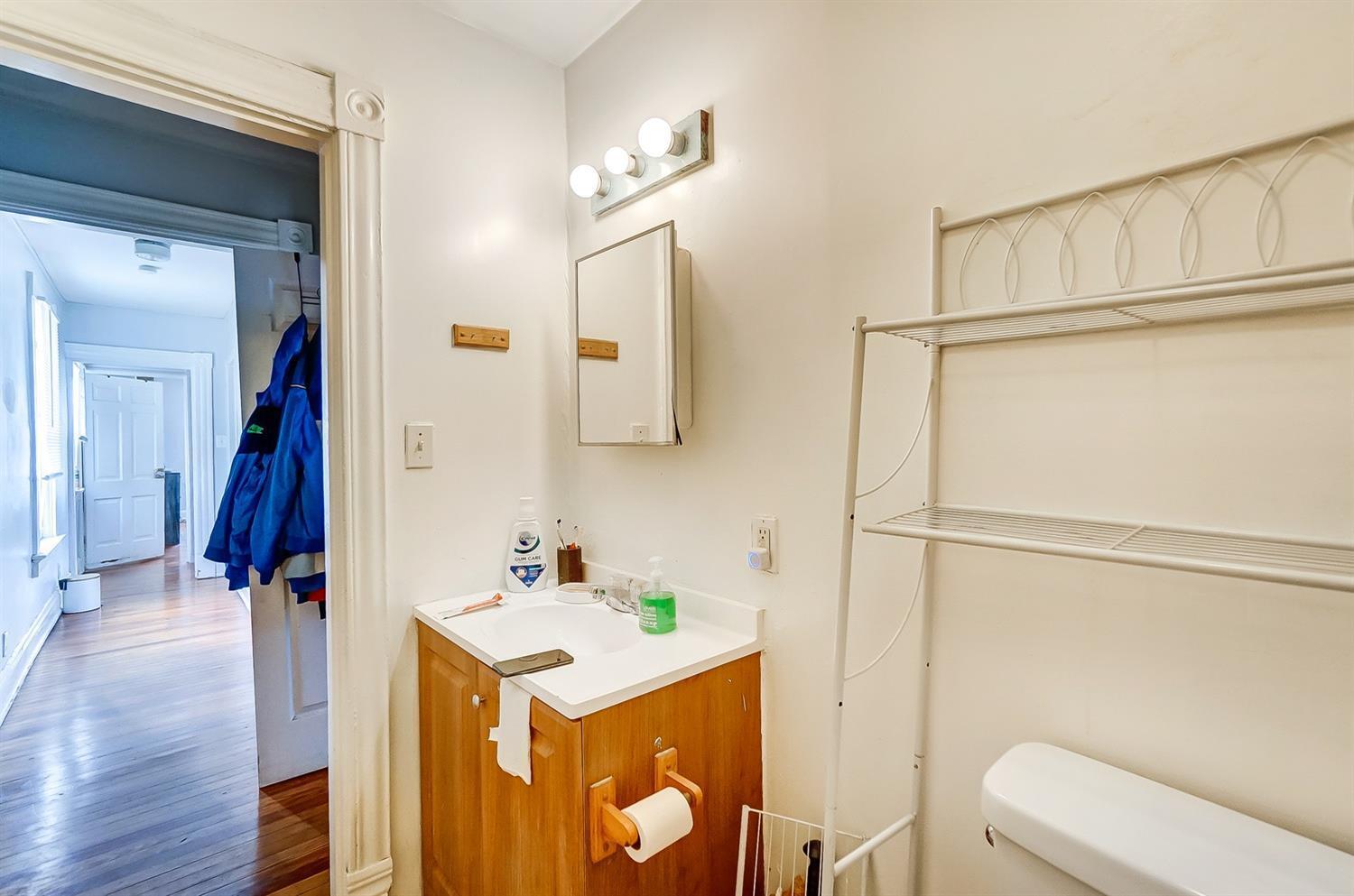 3126 River Road Cincinnati, OH 45204 - Photo 23 of 36