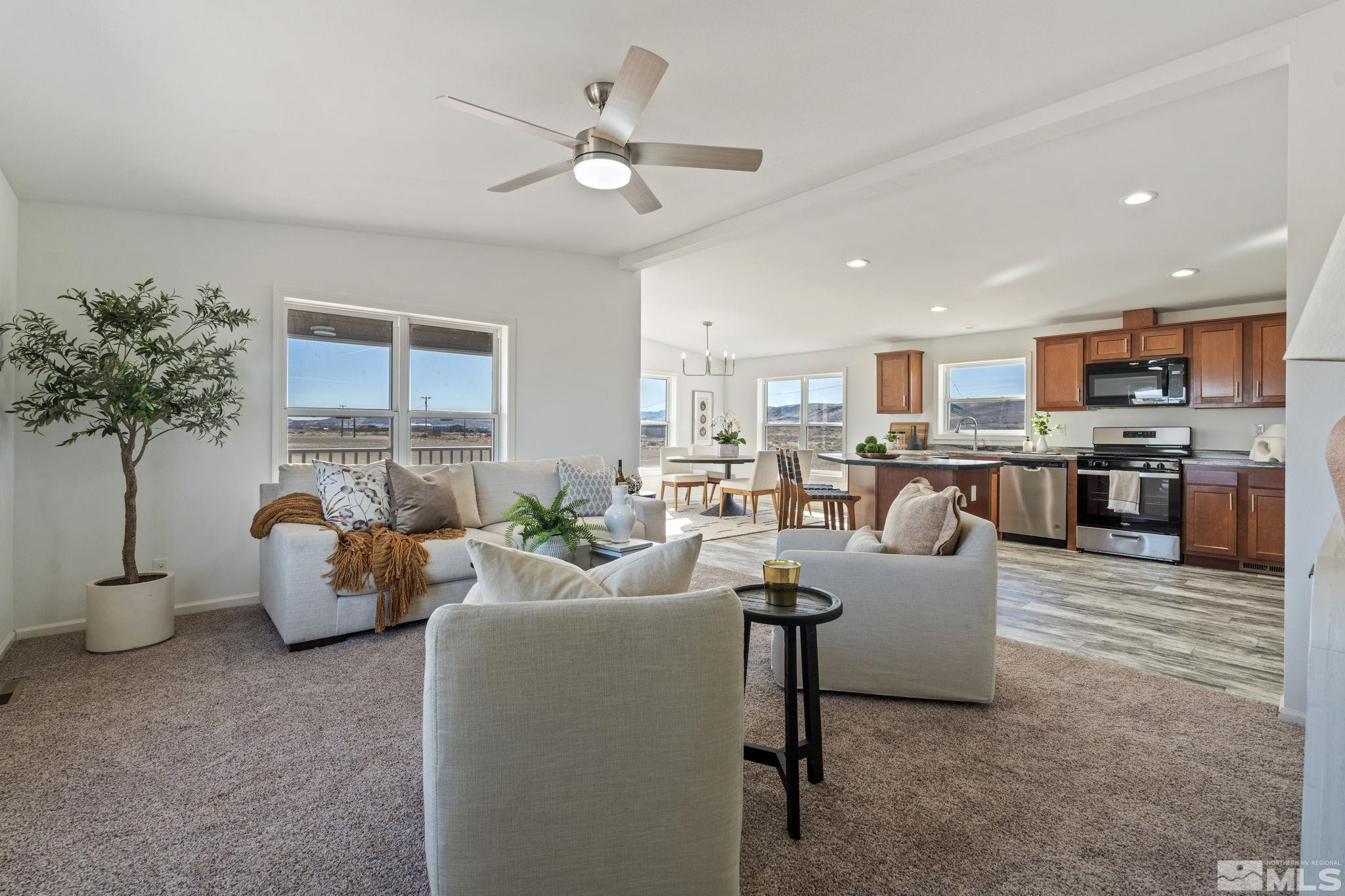 7605 Remington Road Silver Springs, NV 89429 - Photo 3 of 34 Photo 11