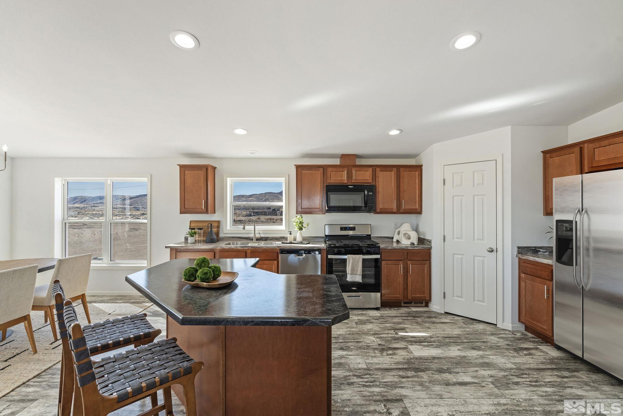 7605 Remington Road Silver Springs, NV 89429 - Photo 4 of 34 Photo 13
