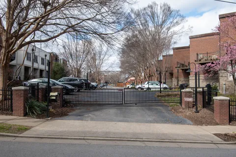 $595,000 | 1014 9th Avenue North, Nashville, TN 37208