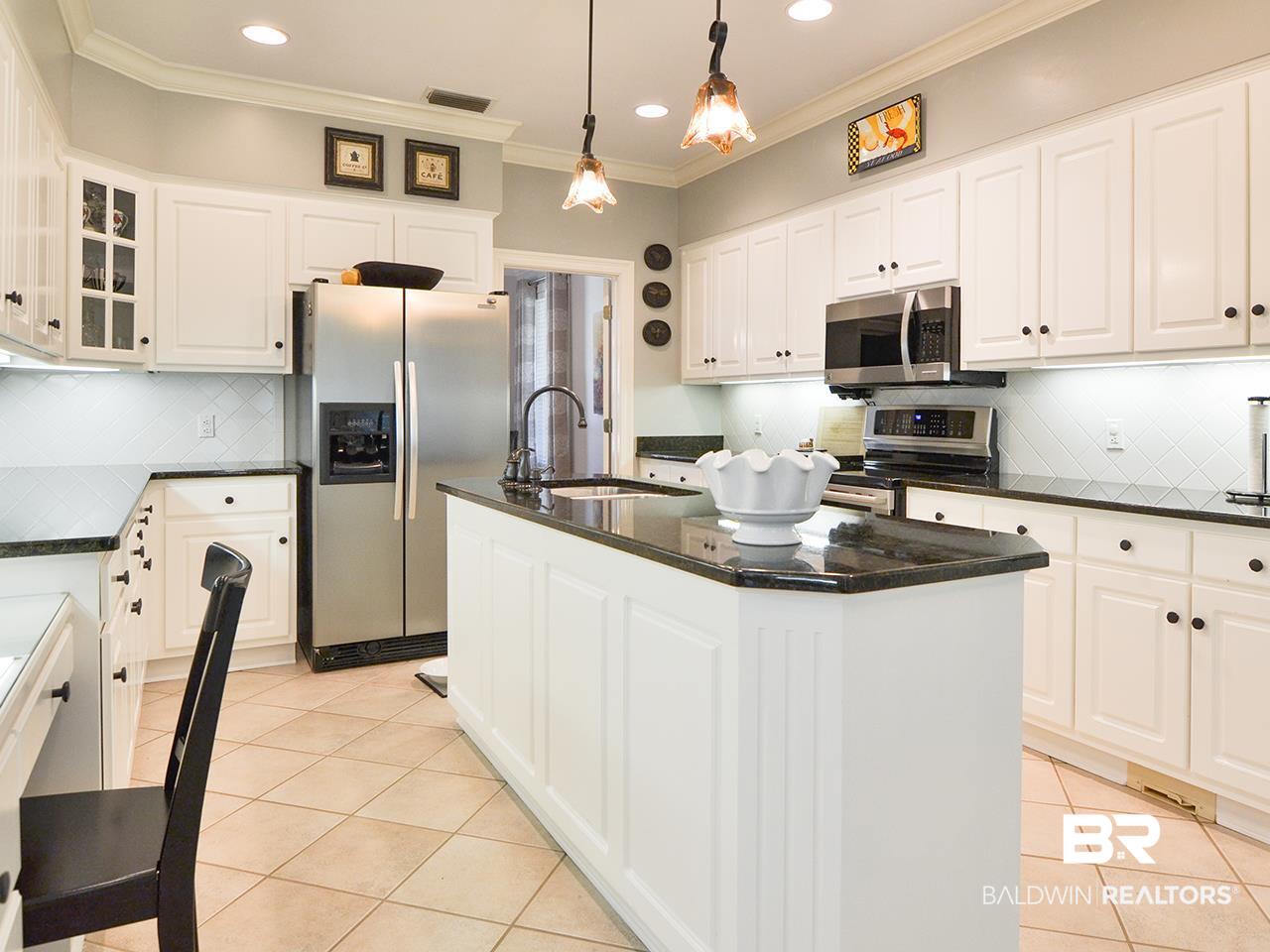 143 Sandy Shoal Loop Fairhope, AL 36532 - Photo 8 of 35 Kitchen 03