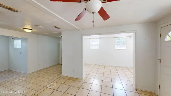 $1,400 | 370 Gwinnett Road, Orange Park, FL 32073