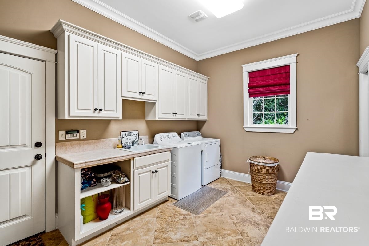 7183 Rushing Water Court Daphne, AL 36527 - Photo 20 of 46 Laundry