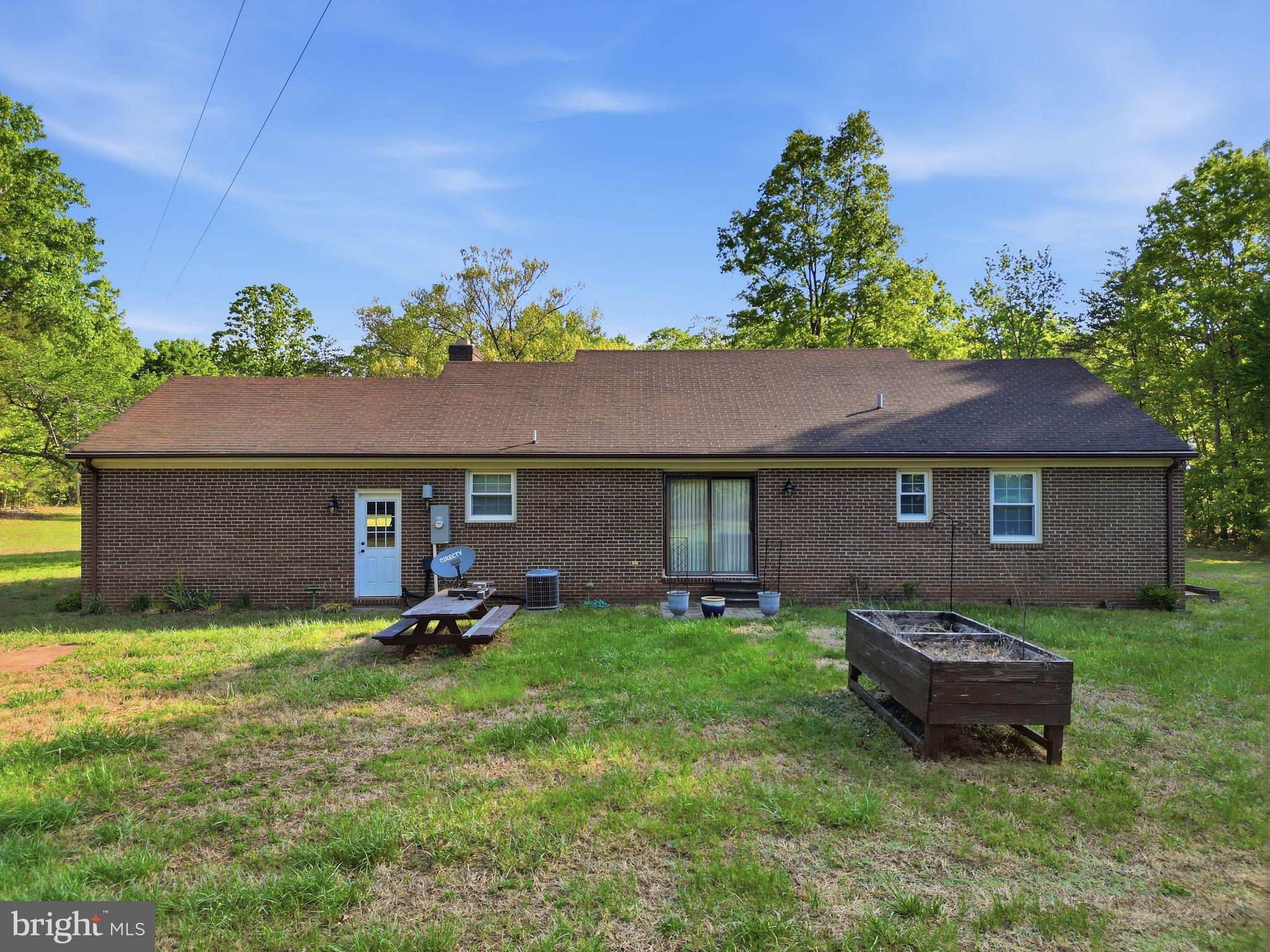 4201 Goldmine Road Goldvein, VA 22720 - Photo 5 of 10 Charming brick home on spacious grounds.