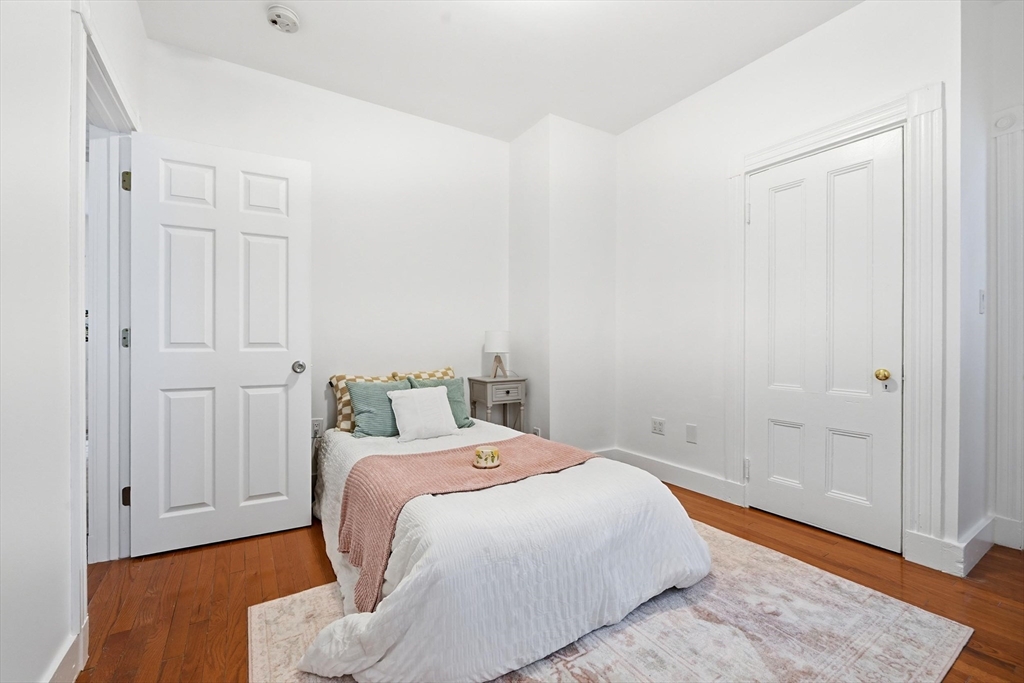166 Chestnut Street, Unit 1 Brookline, MA 02445 - Photo 21 of 33