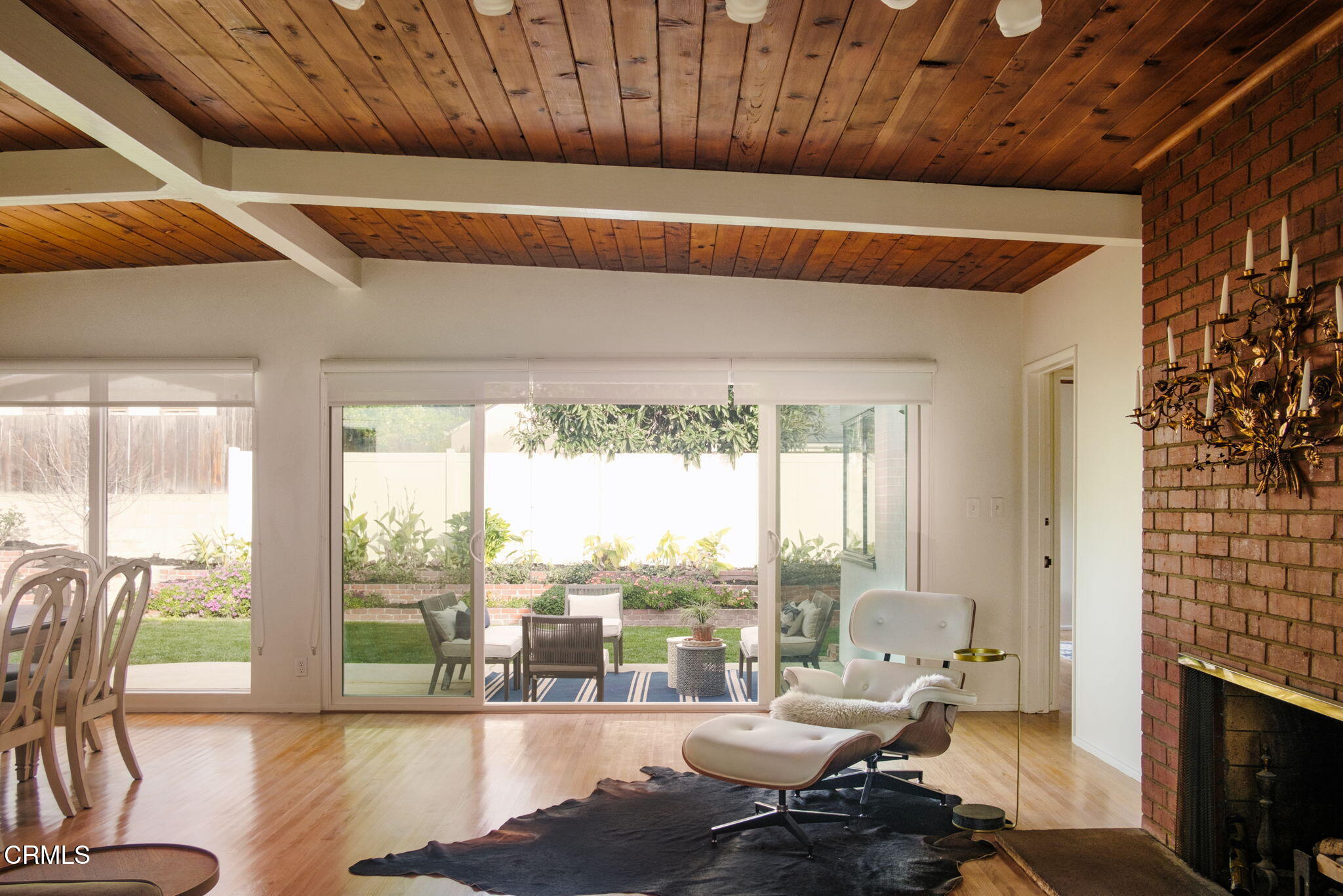 1190 Riviera Drive Pasadena, CA 91107 - Photo 13 of 36 a living room with furniture and a fireplace