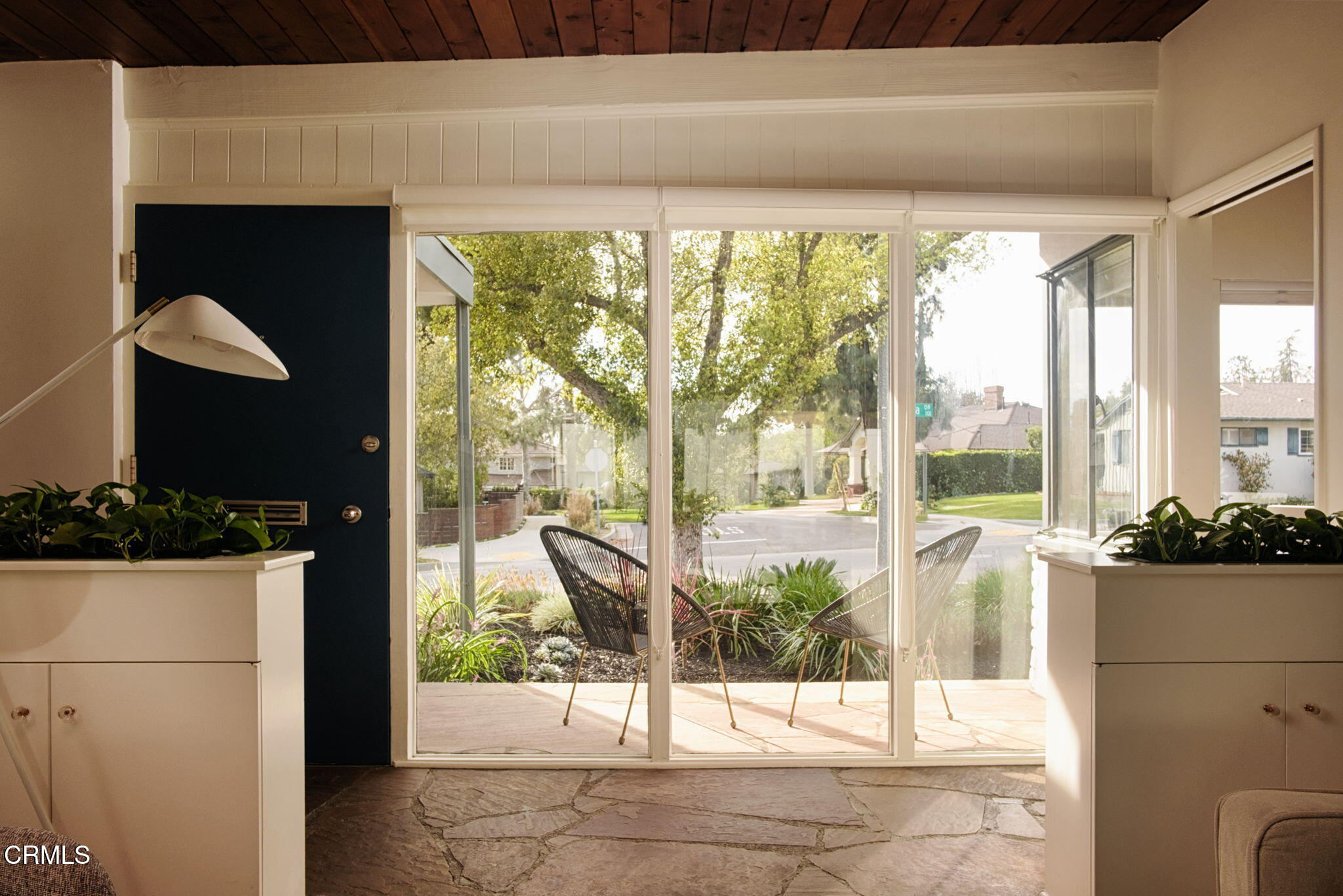 1190 Riviera Drive Pasadena, CA 91107 - Photo 4 of 36 a view of a living room and window