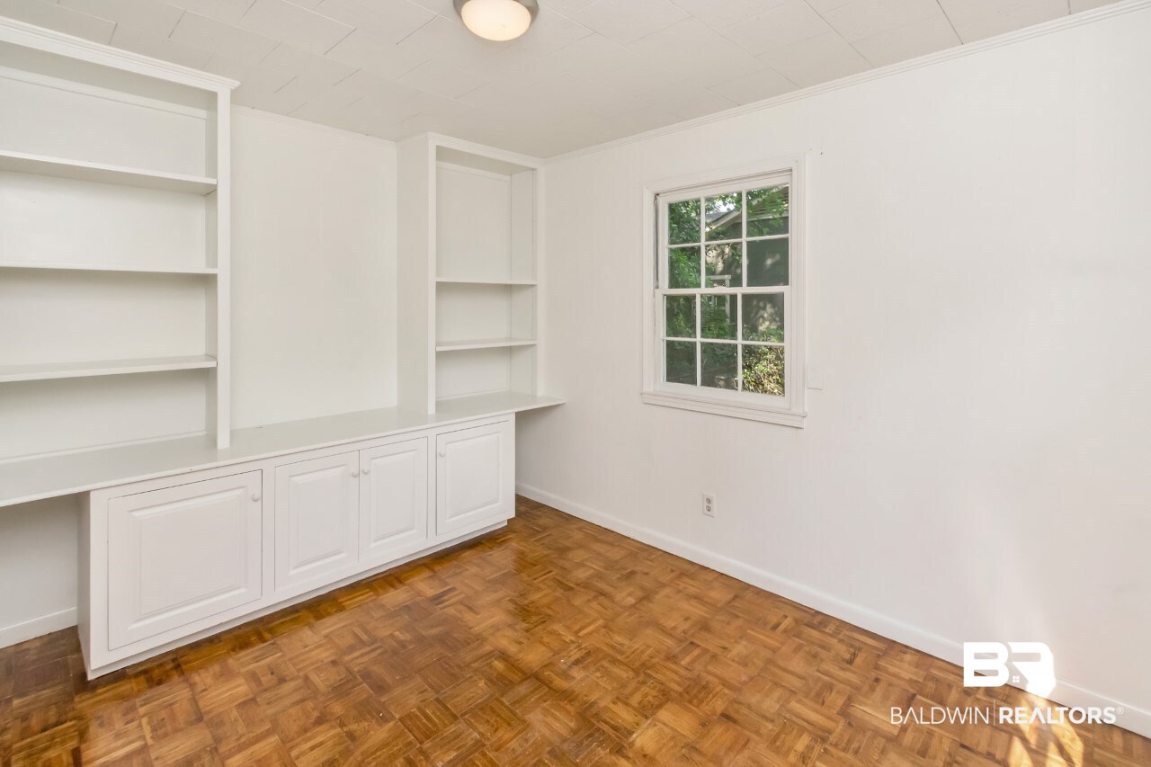 8 Princess Anne Road Mobile, AL 36608 - Photo 13 of 24