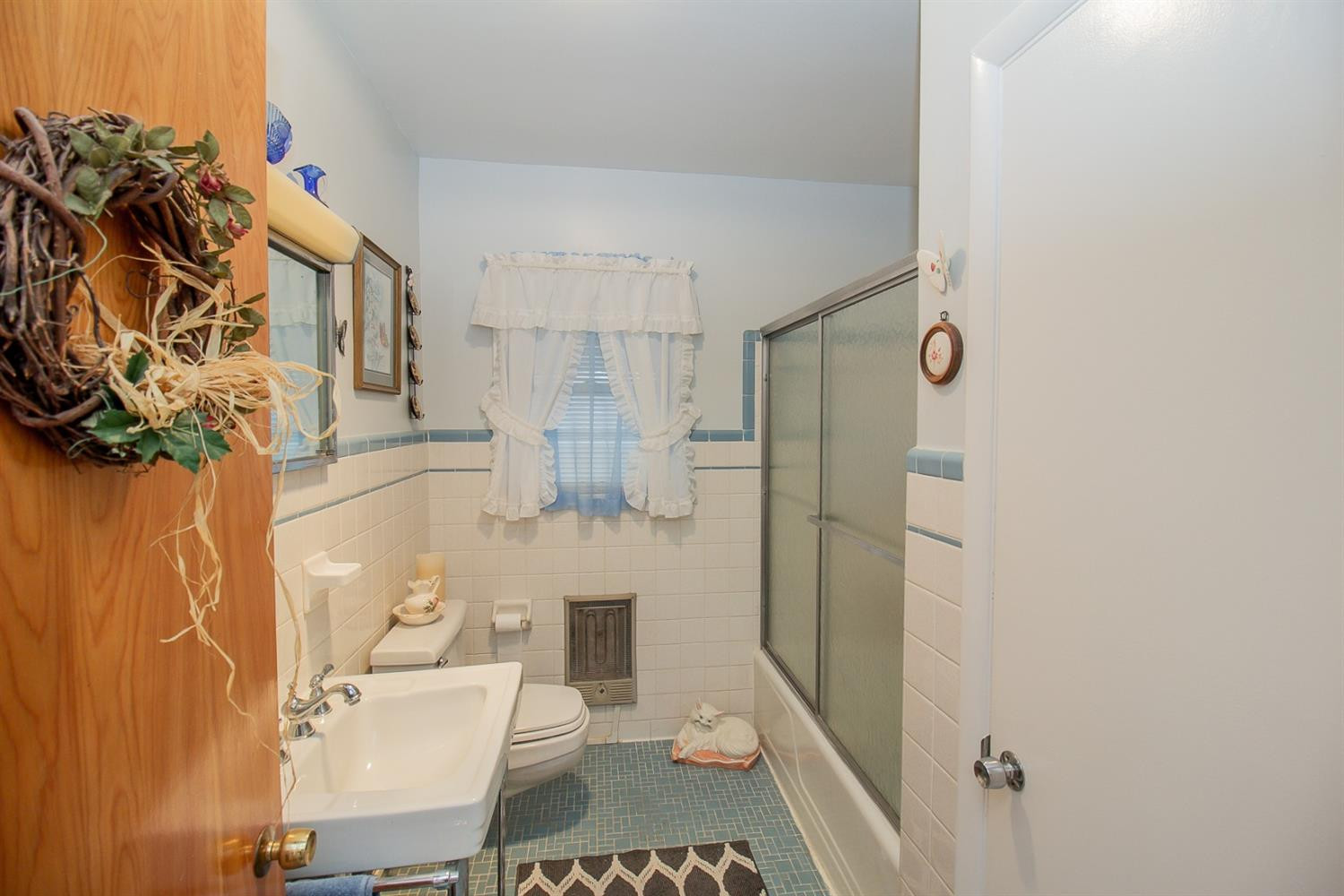 4171 Winchester Road Lexington, KY 40516 - Photo 31 of 48 Photo 31