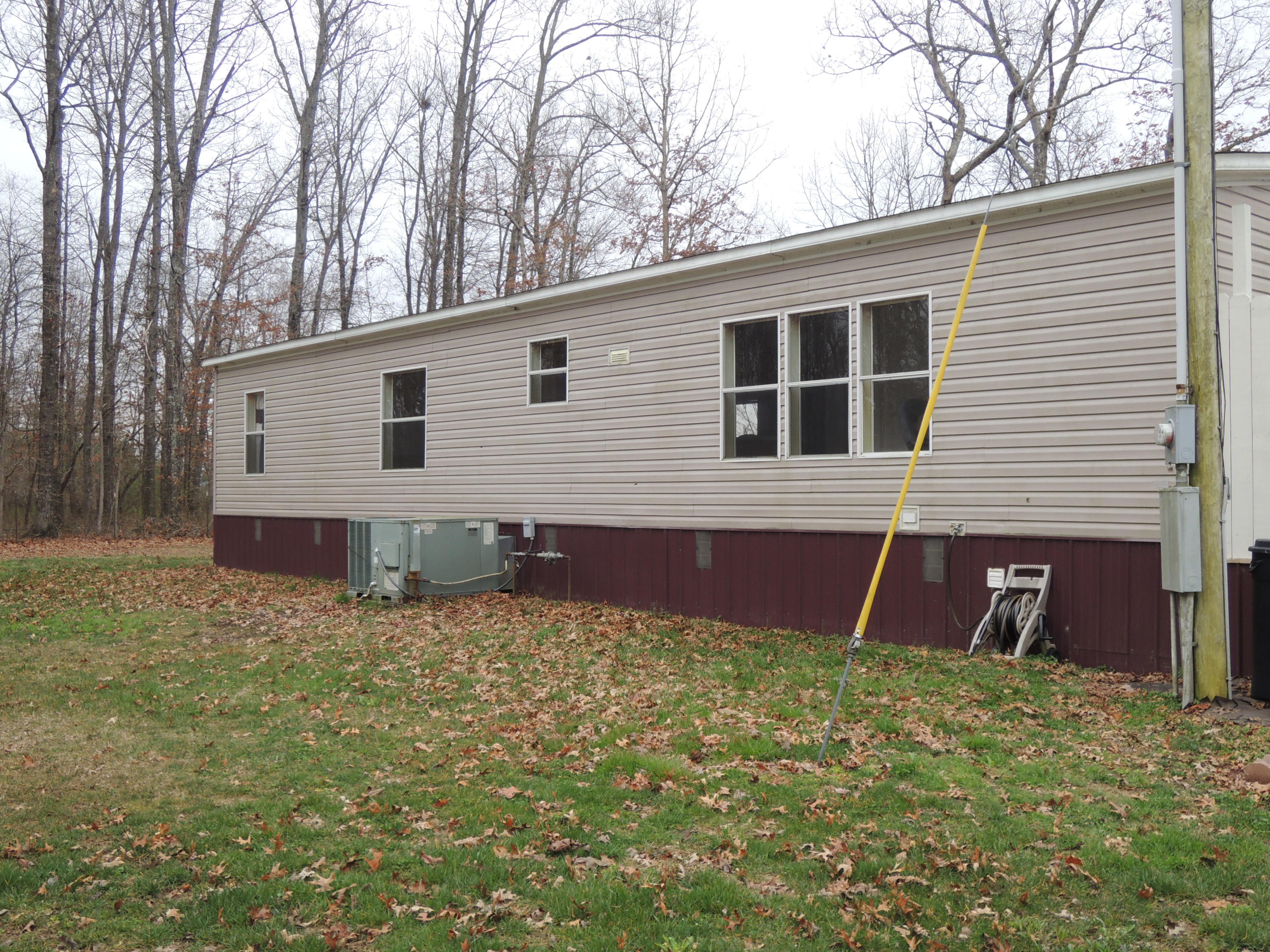 848 Meister Hills Road Deer Lodge, TN 37726 - Photo 4 of 22 DSCN6081