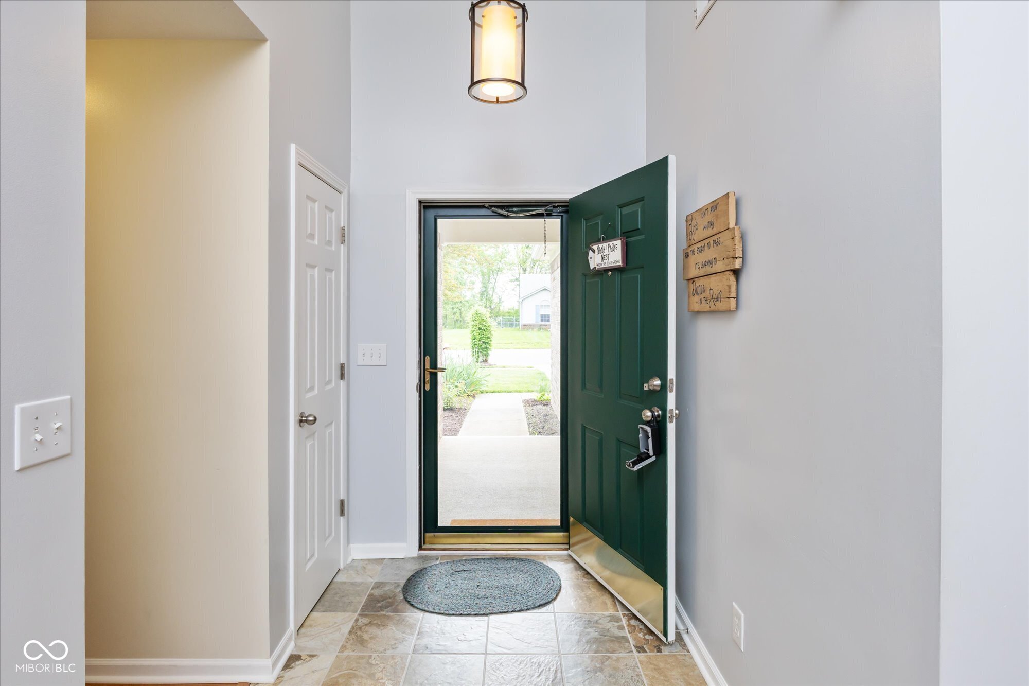 560 Old Farm Road Danville, IN 46122 - Photo 2 of 18 Gallery Image 2