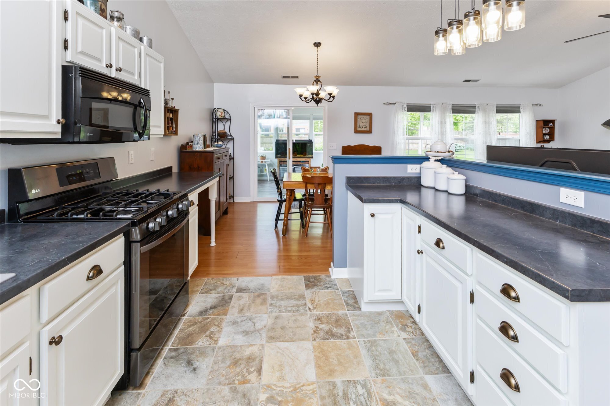 560 Old Farm Road Danville, IN 46122 - Photo 8 of 18 Gallery Image 8