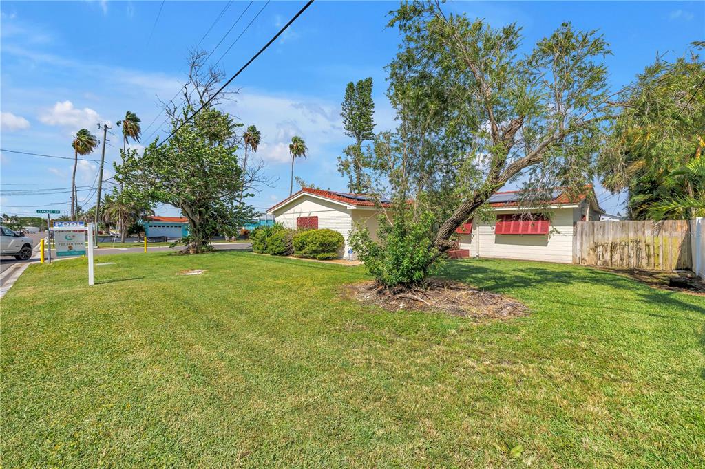 557 Crystal Drive Madeira Beach, FL 33708 - Photo 2 of 54