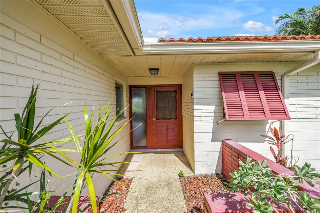 557 Crystal Drive Madeira Beach, FL 33708 - Photo 26 of 54