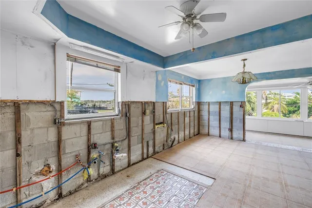 $770,000 | 557 Crystal Drive, Madeira Beach, FL 33708