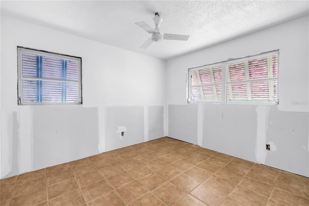 557 Crystal Drive Madeira Beach, FL 33708 - Photo 36 of 54