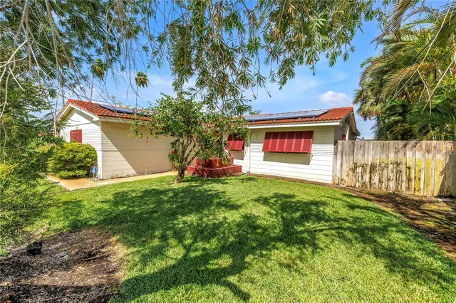 $770,000 | 557 Crystal Drive, Madeira Beach, FL 33708