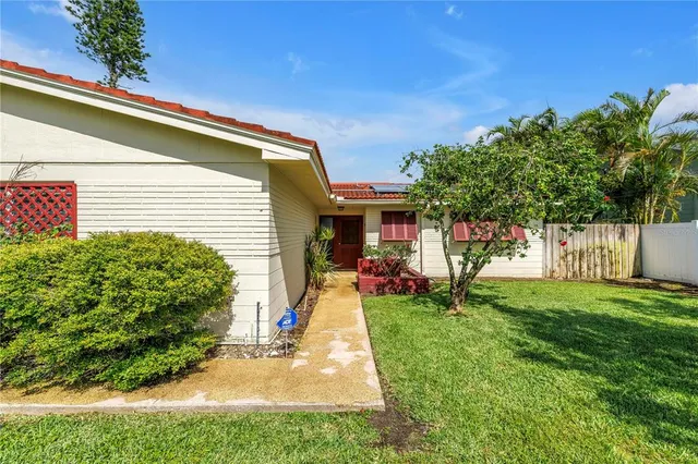 $770,000 | 557 Crystal Drive, Madeira Beach, FL 33708