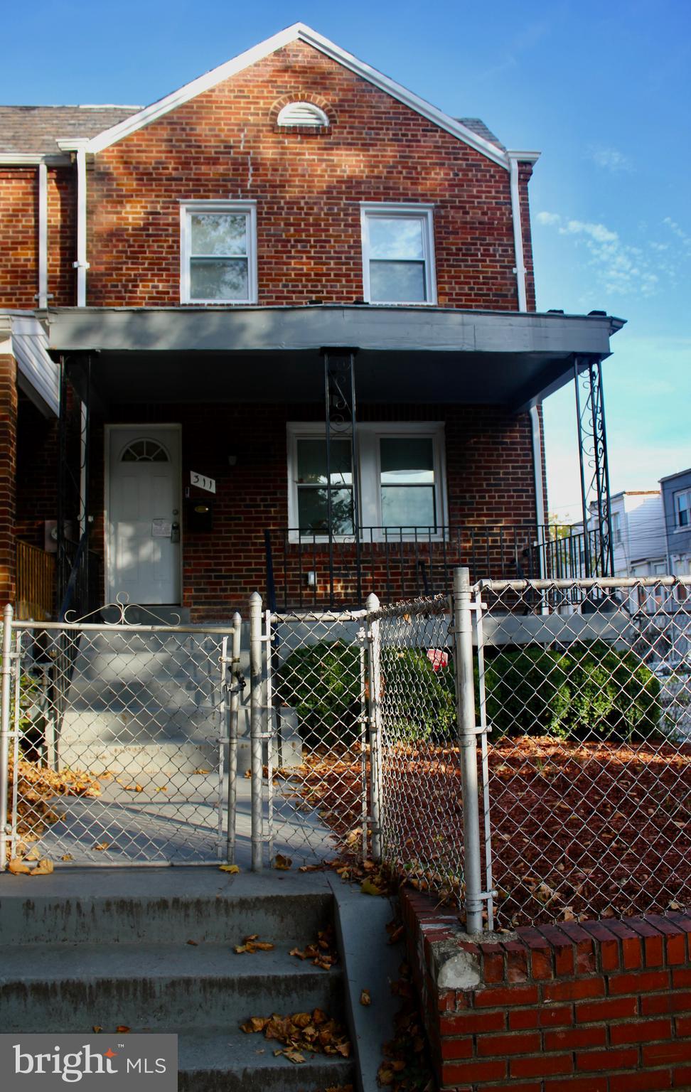311 18th Street Northeast Washington, DC 20002 - Photo 5 of 42 FRONT