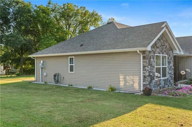 $272,000 | 317 Deer Run Drive, Nevada, MO 64772