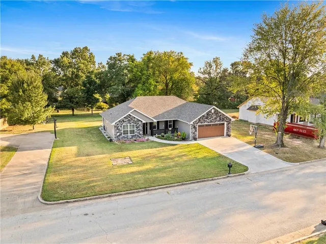 $272,000 | 317 Deer Run Drive, Nevada, MO 64772