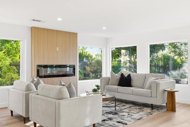 $2,099,888 | 2830 Esturion Place, Carlsbad, CA 92009