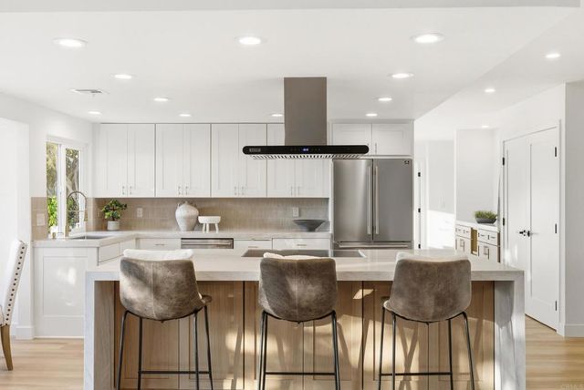 $2,099,888 | 2830 Esturion Place, Carlsbad, CA 92009