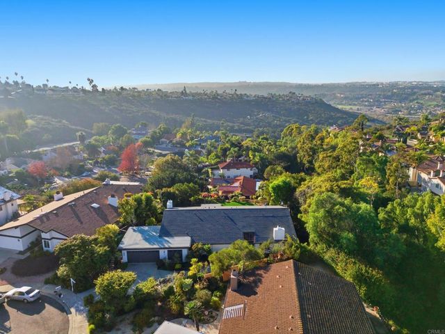 $2,099,888 | 2830 Esturion Place, Carlsbad, CA 92009