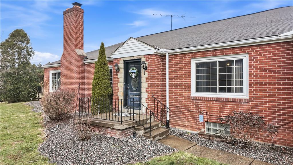 516 Wallace Run Road Darlington, PA 16115 - Photo 3 of 41 Step inside...