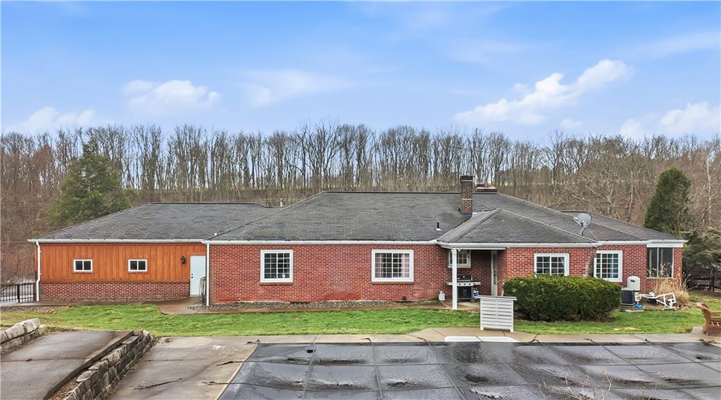 516 Wallace Run Road Darlington, PA 16115 - Photo 4 of 41 Back of house and inground pool