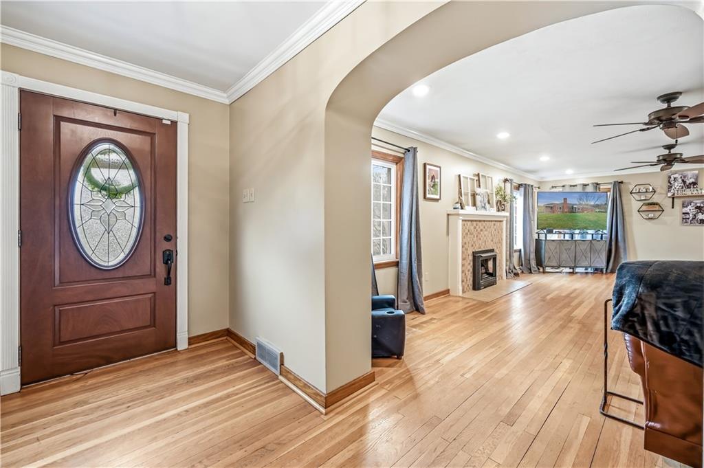 516 Wallace Run Road Darlington, PA 16115 - Photo 7 of 41 Entry into Living Room