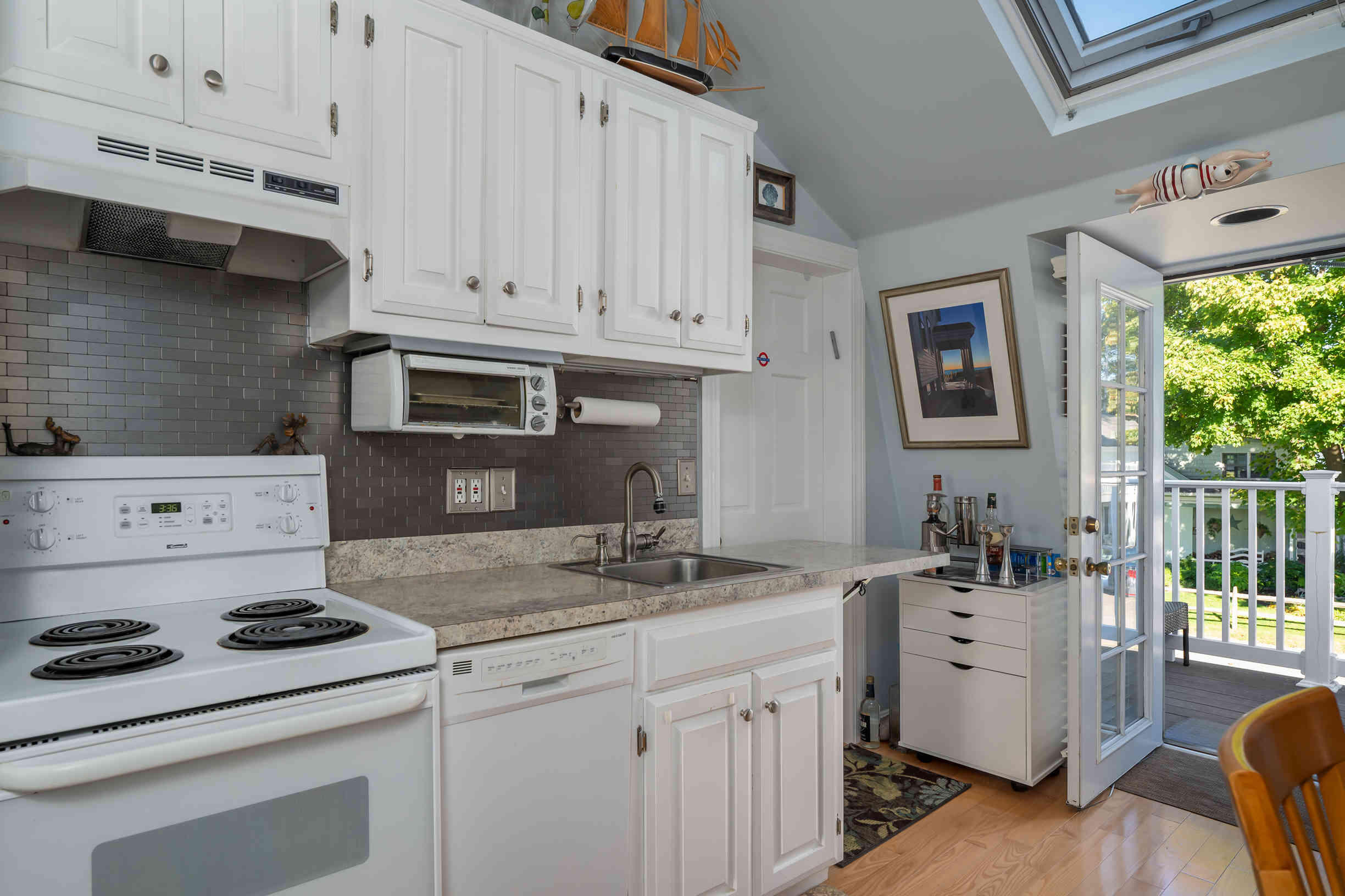 177 Shore Road, Unit 2 Ogunquit, ME 03907 - Photo 7 of 15 Kitchen Area