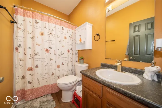 $480,000 | 2940 Treehouse Pass, Greenwood, IN 46143