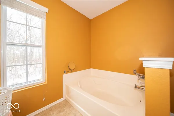 $480,000 | 2940 Treehouse Pass, Greenwood, IN 46143