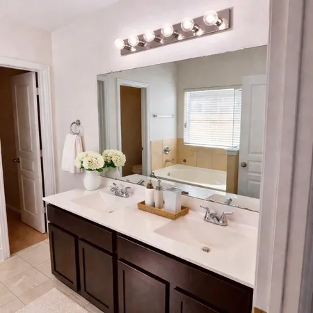 $2,200 | 8626 Willet Street, Baytown, TX 77521