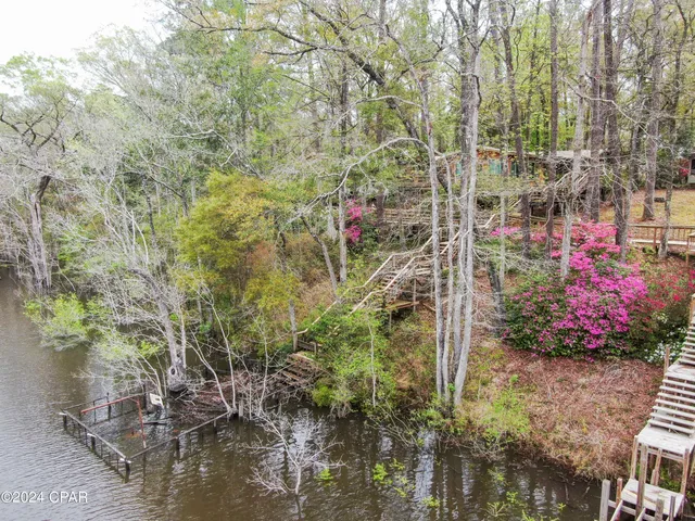 $975,000 | 3640 Lucianne Road, Vernon, FL 32462