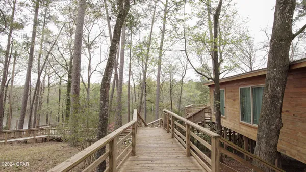 $975,000 | 3640 Lucianne Road, Vernon, FL 32462