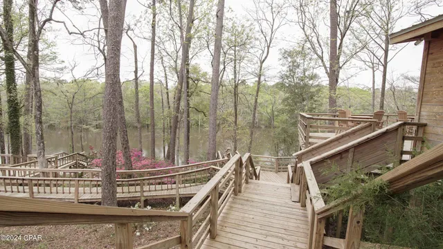 $975,000 | 3640 Lucianne Road, Vernon, FL 32462