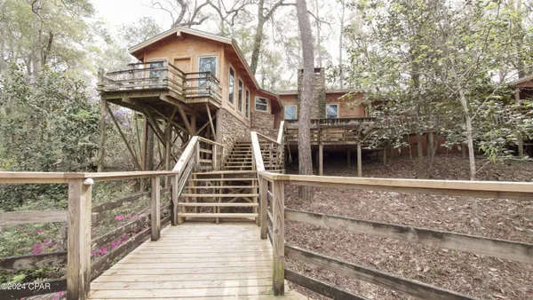 $975,000 | 3640 Lucianne Road, Vernon, FL 32462