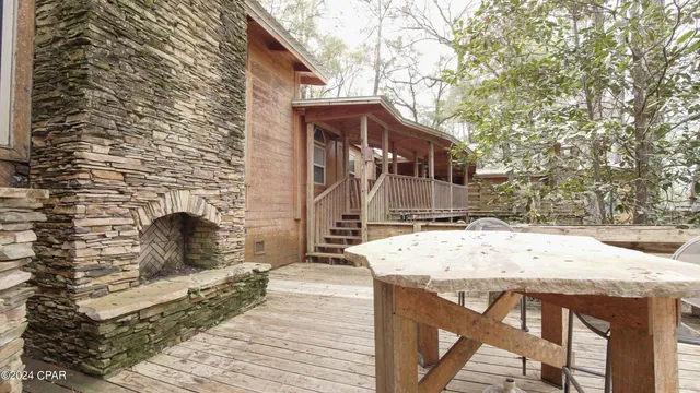 $975,000 | 3640 Lucianne Road, Vernon, FL 32462