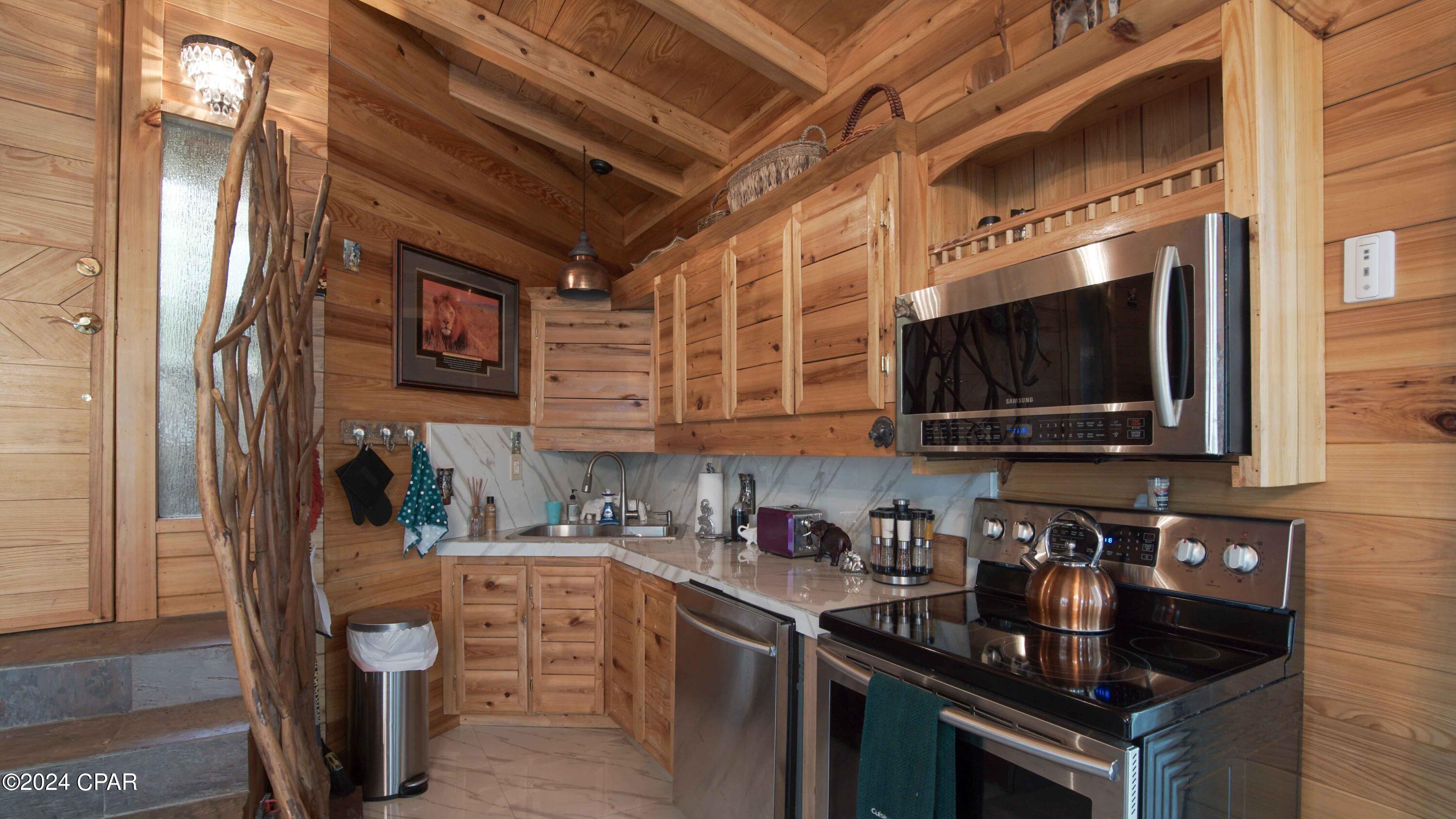 3640 Lucianne Road Vernon, FL 32462 - Photo 41 of 116