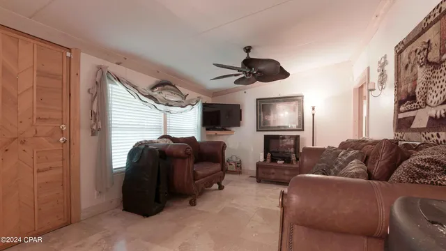 $975,000 | 3640 Lucianne Road, Vernon, FL 32462