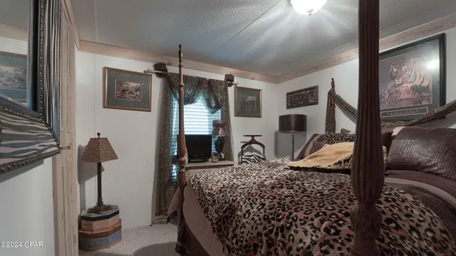 $975,000 | 3640 Lucianne Road, Vernon, FL 32462