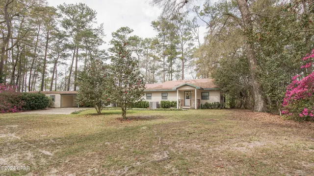$975,000 | 3640 Lucianne Road, Vernon, FL 32462