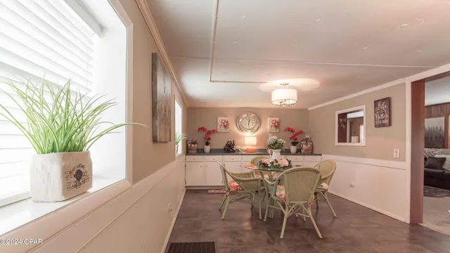 $975,000 | 3640 Lucianne Road, Vernon, FL 32462