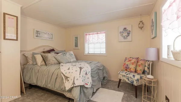 $975,000 | 3640 Lucianne Road, Vernon, FL 32462